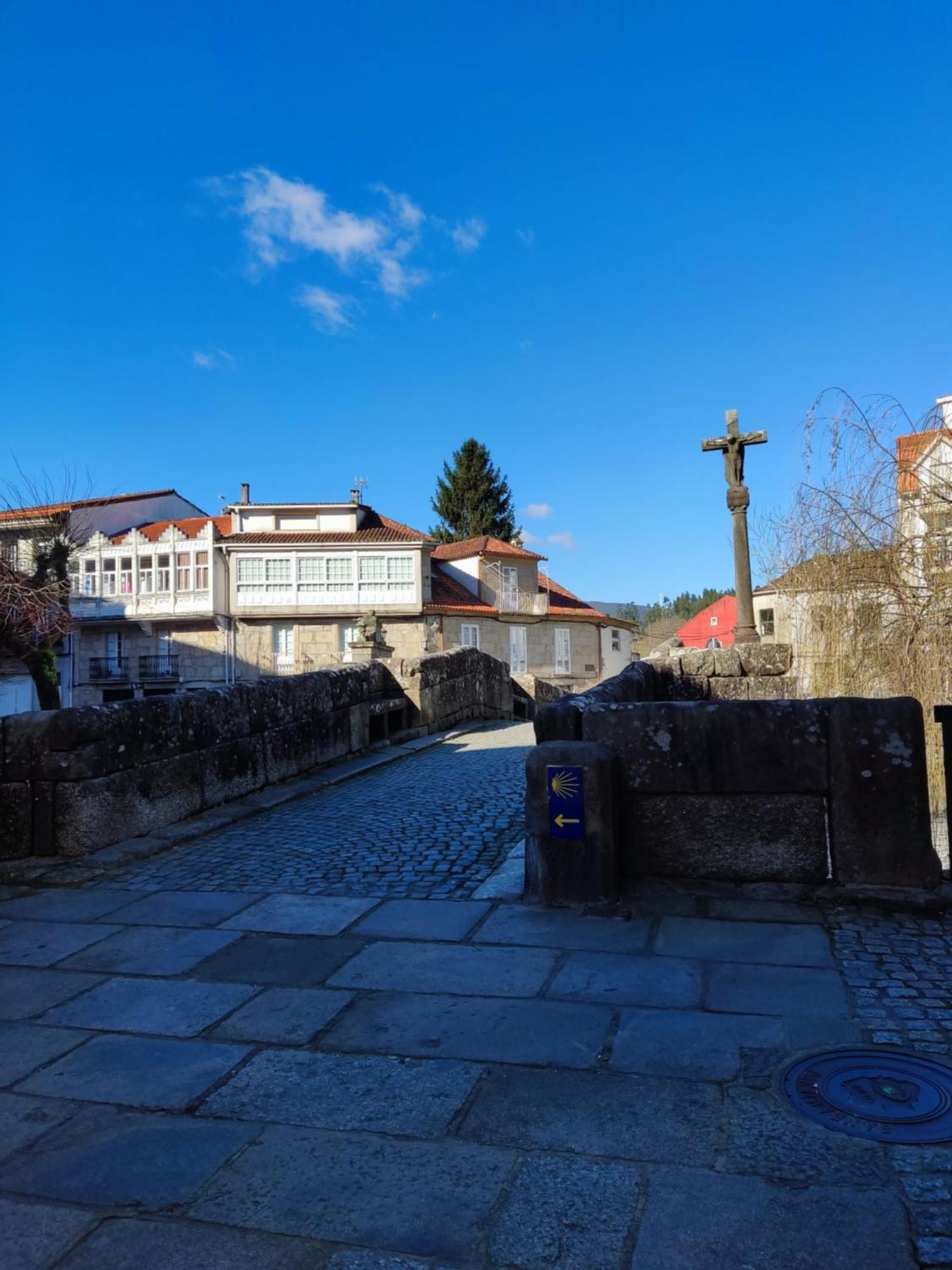 Grupo Arcanos Pension Atenea & Via Romana Caldas De Reis Eksteriør billede